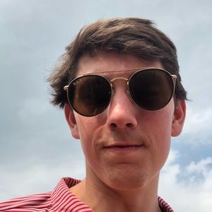 Meet your Posher, Antonio